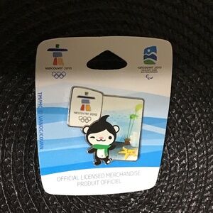 Vancouver 2010 Olympics Miga Pin